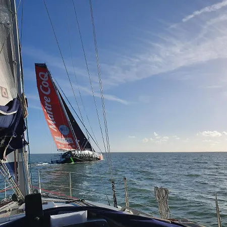 La Rochelle Voilier A Quai Centre Vieux Port 船上ホテル *