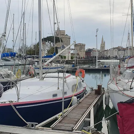 La Rochelle Voilier A Quai Centre Vieux Port La Rochelle (Charente-Maritime)